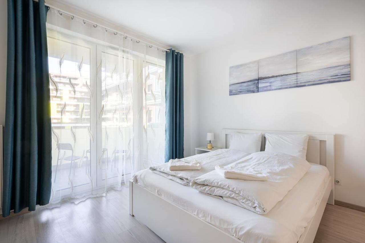 Grand Corvin Studio With Balcony Budapest Exteriör bild